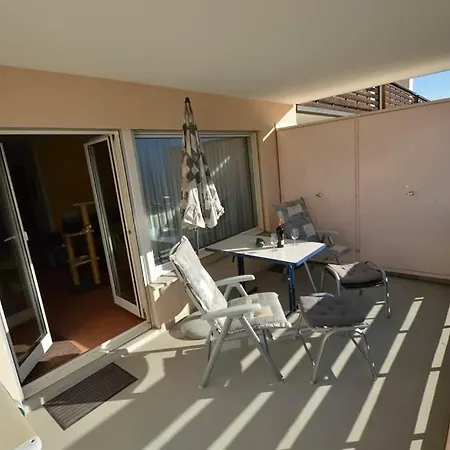 Gentiana C-7 Appartement *