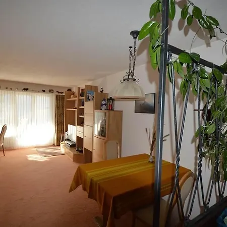 Gentiana C-7 Appartement *